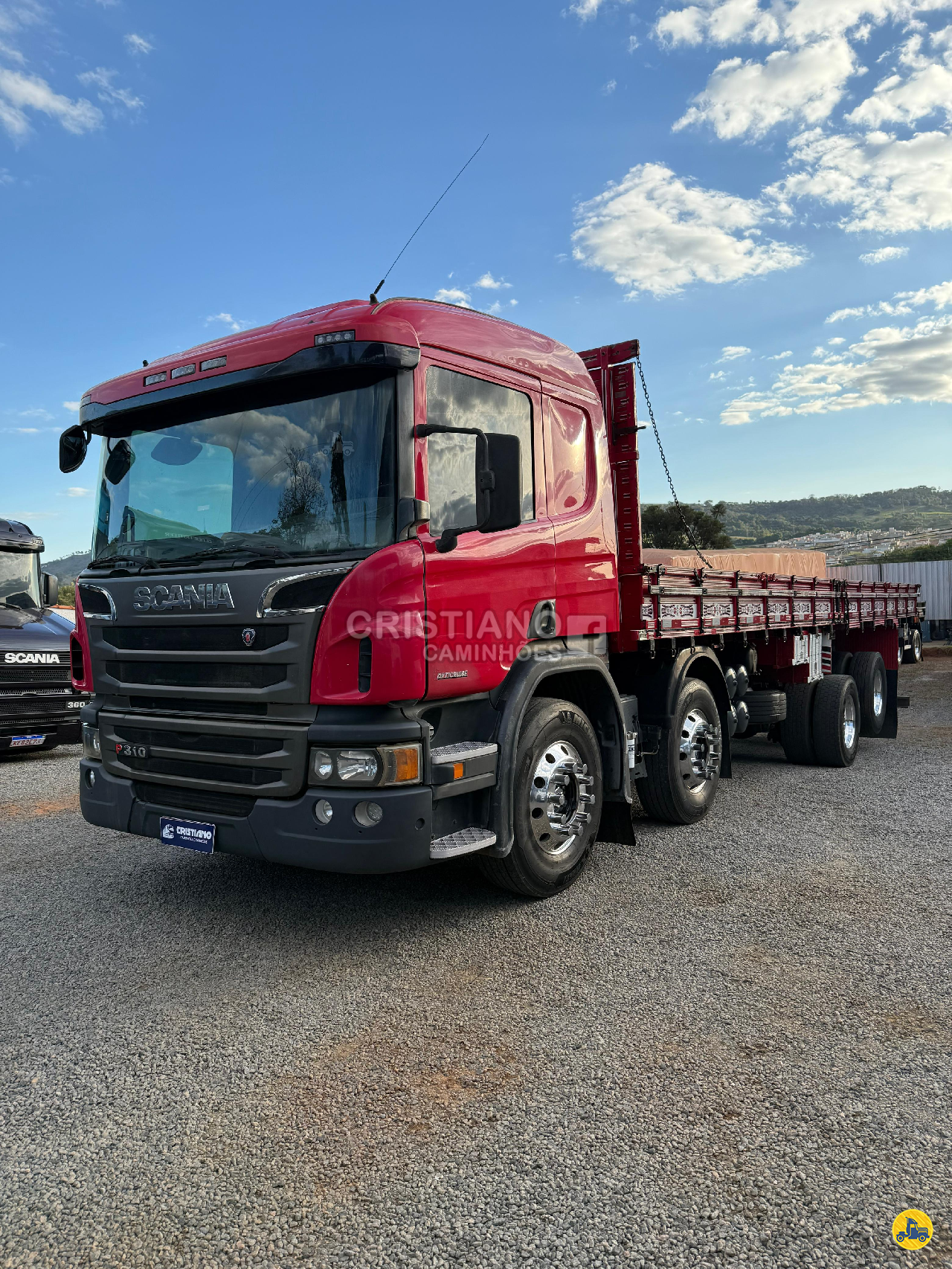 CAMINHAO SCANIA SCANIA P310 Carga Seca BiTruck 8x2 Cristiano Caminhões e Carretas SAO JOSE DO RIO PARDO SÃO PAULO SP