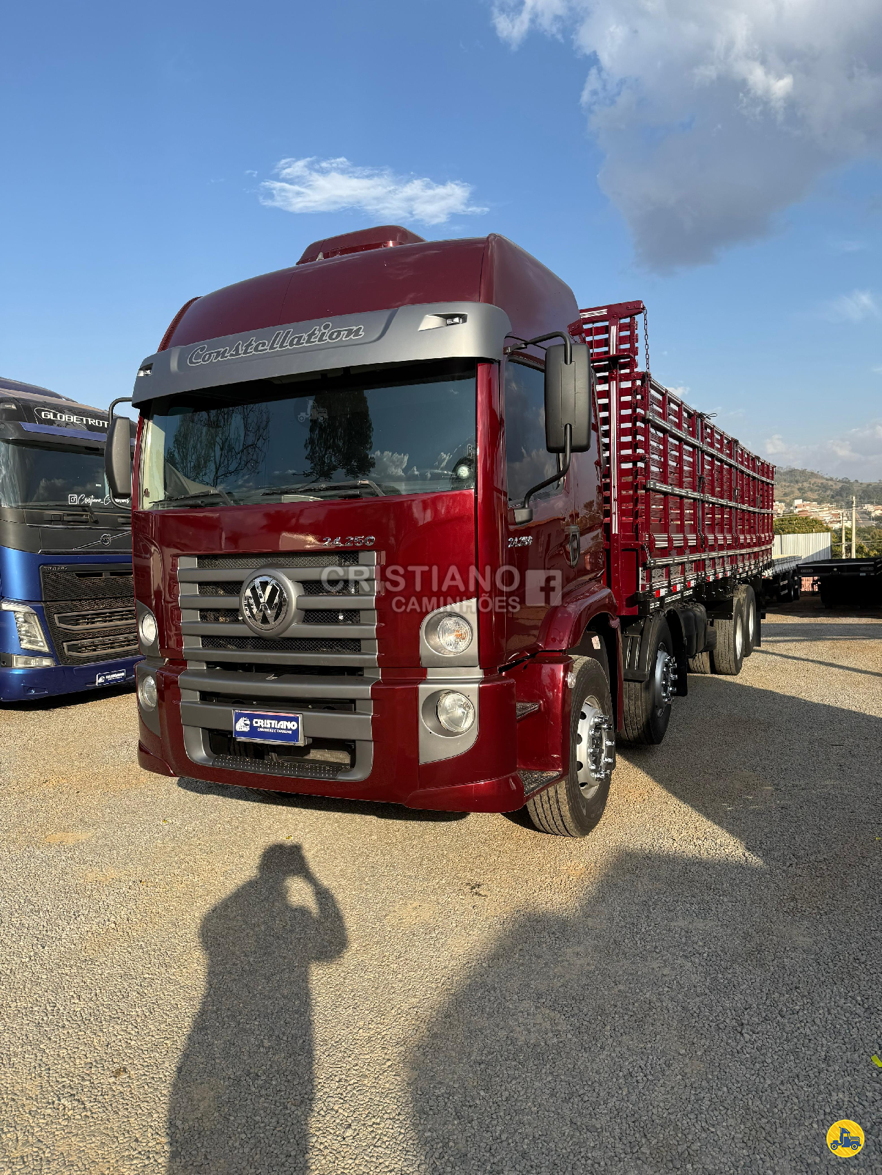 CAMINHAO VOLKSWAGEN VW 24250 Carga Seca BiTruck 8x2 Cristiano Caminhões e Carretas SAO JOSE DO RIO PARDO SÃO PAULO SP