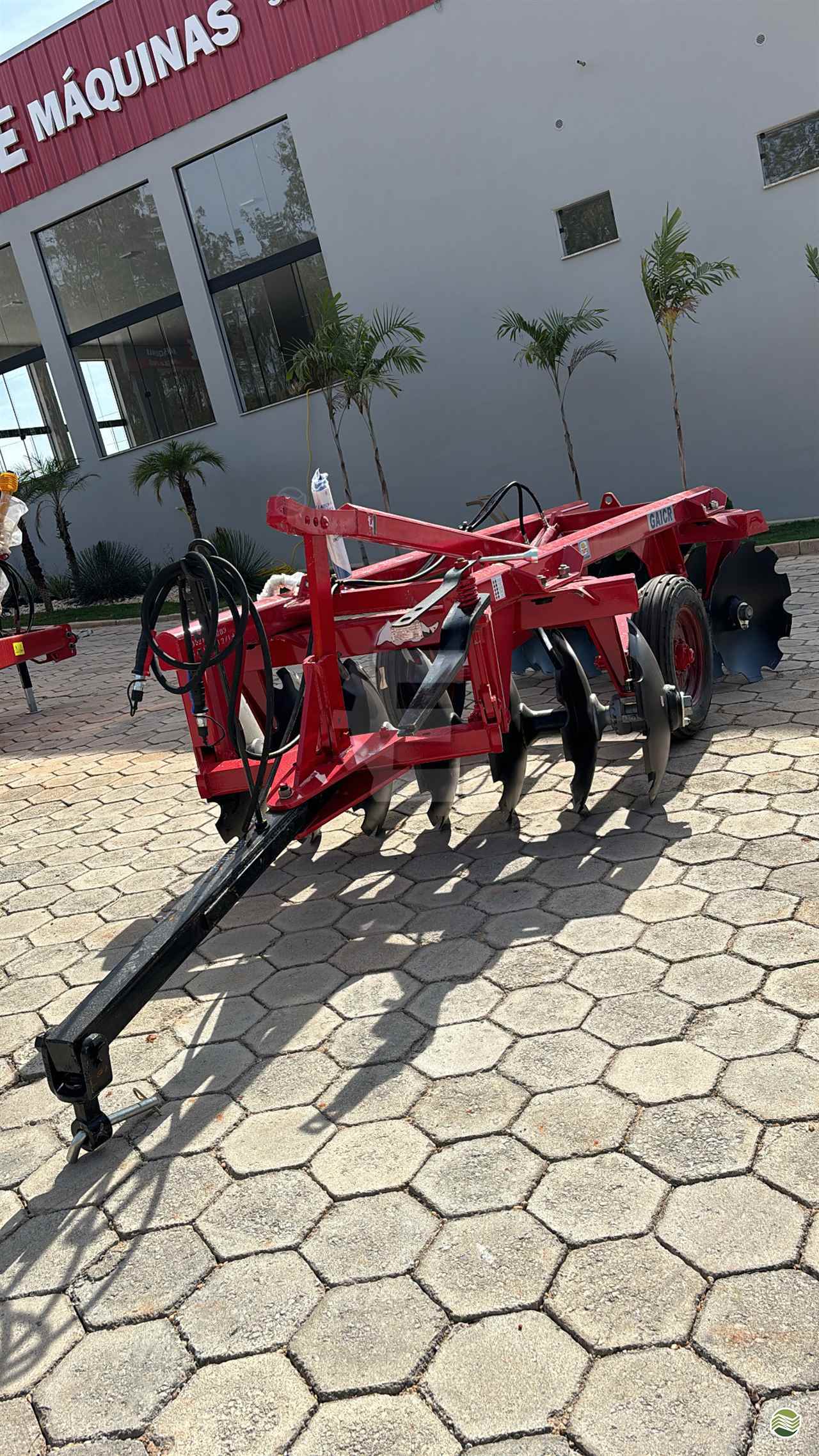 IMPLEMENTOS AGRICOLAS GRADE ARADORA ARADORA 14 DISCOS Eduarte Implementos Agrícolas SAO JOAO DEL REI MINAS GERAIS MG
