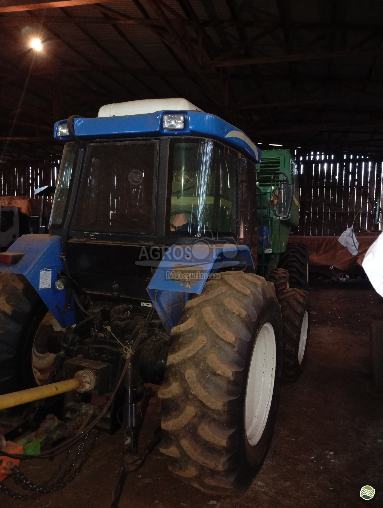 TRATOR NEW HOLLAND NEW TL 75 Tração 4x4 Agrosolo Máquinas CHOPINZINHO PARANÁ PR