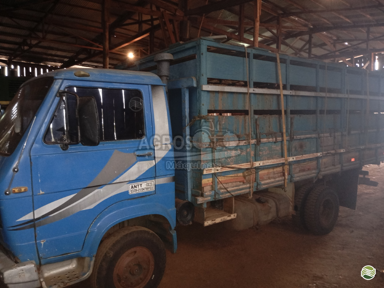 CAMINHAO VOLKSWAGEN VW 690 Graneleiro 3/4 4x2 Agrosolo Máquinas CHOPINZINHO PARANÁ PR
