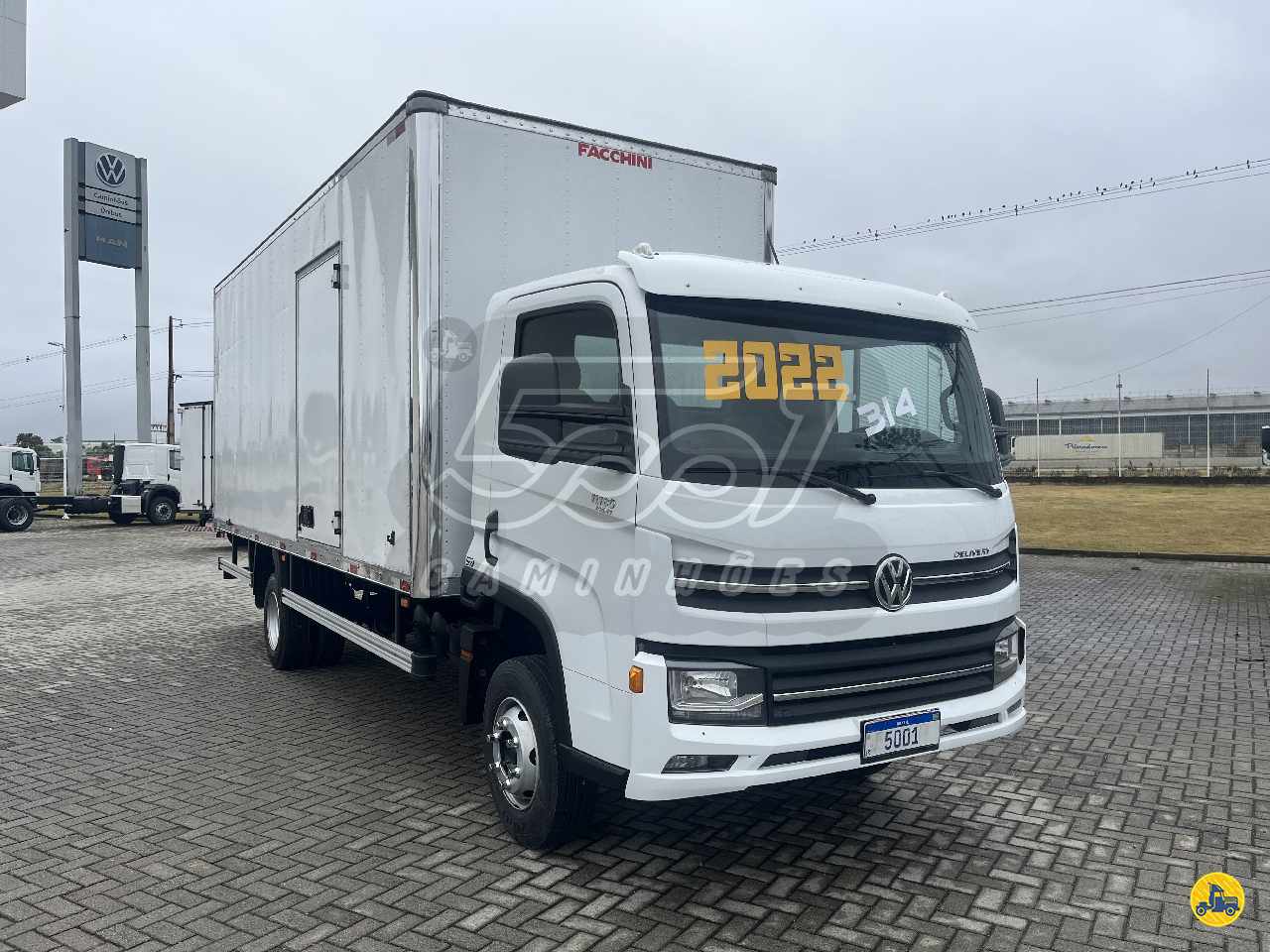 VW 11180 de 5001 Caminhões - Curitiba