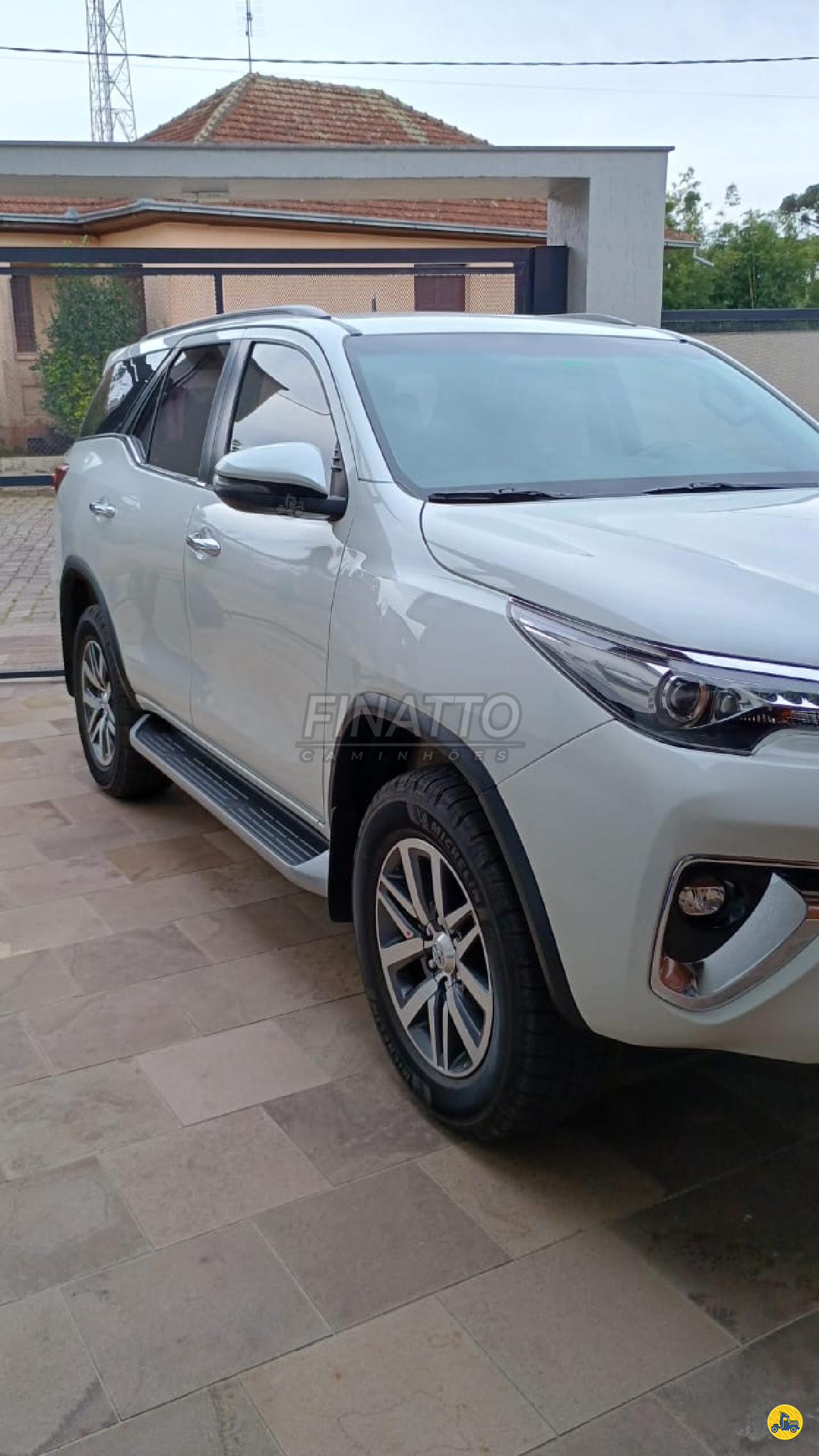 CARRO TOYOTA Hilux SW4 2.8 SRX Finatto Caminhões GARIBALDI RIO GRANDE DO SUL RS