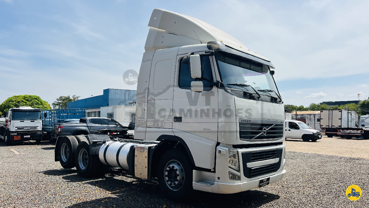 VOLVO FH 460 de VT Caminhões e Carretas