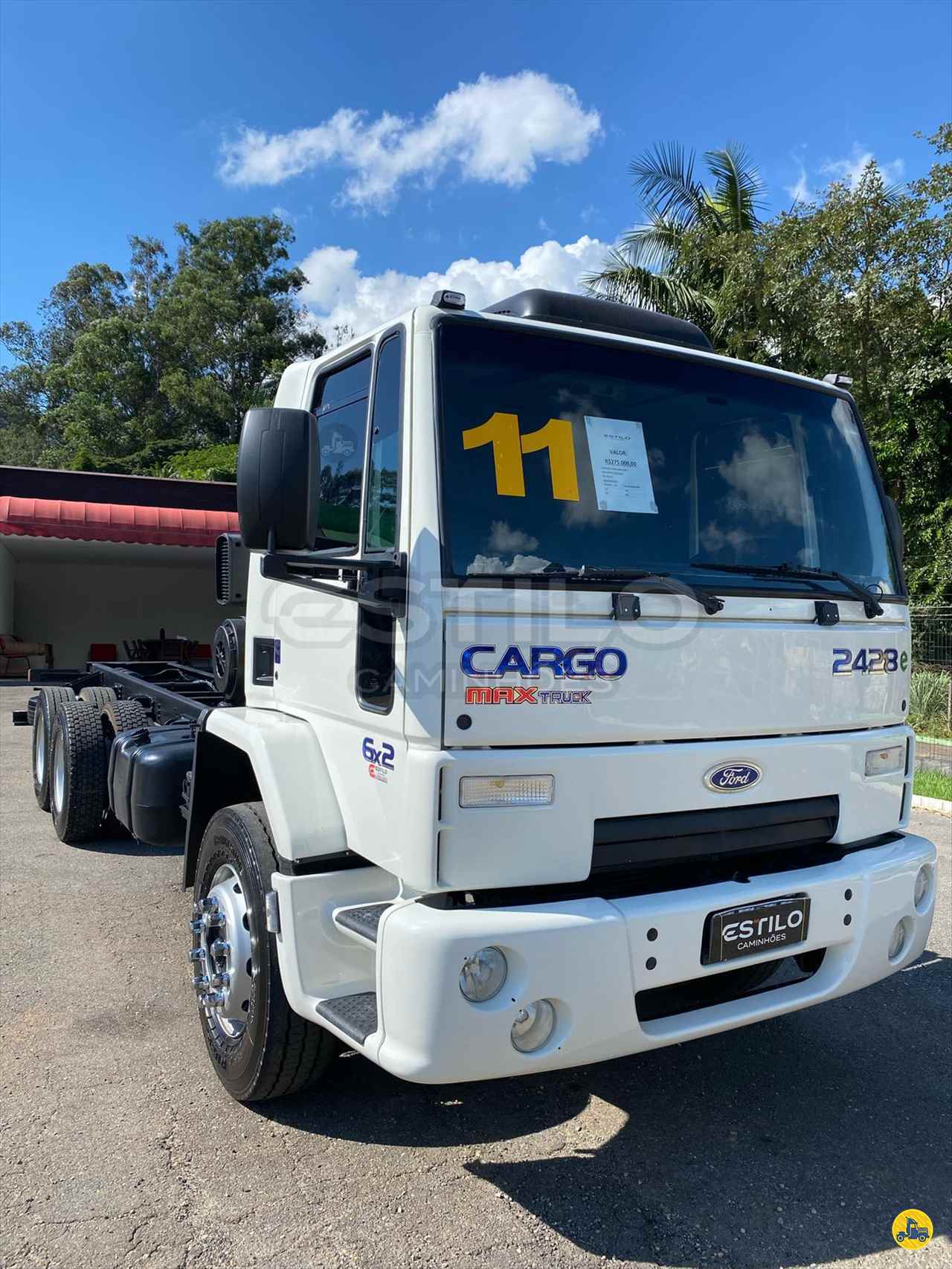 CAMINHAO FORD CARGO 2428 Chassis Truck 6x2 Estilo Caminhões POUSO ALEGRE MINAS GERAIS MG