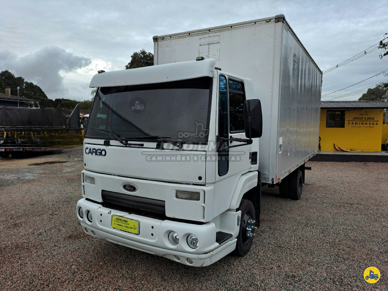 CAMINHAO FORD CARGO 712 Baú Furgão 3/4 4x2 João Lima Caminhões SAO JOSE DOS PINHAIS PARANÁ PR