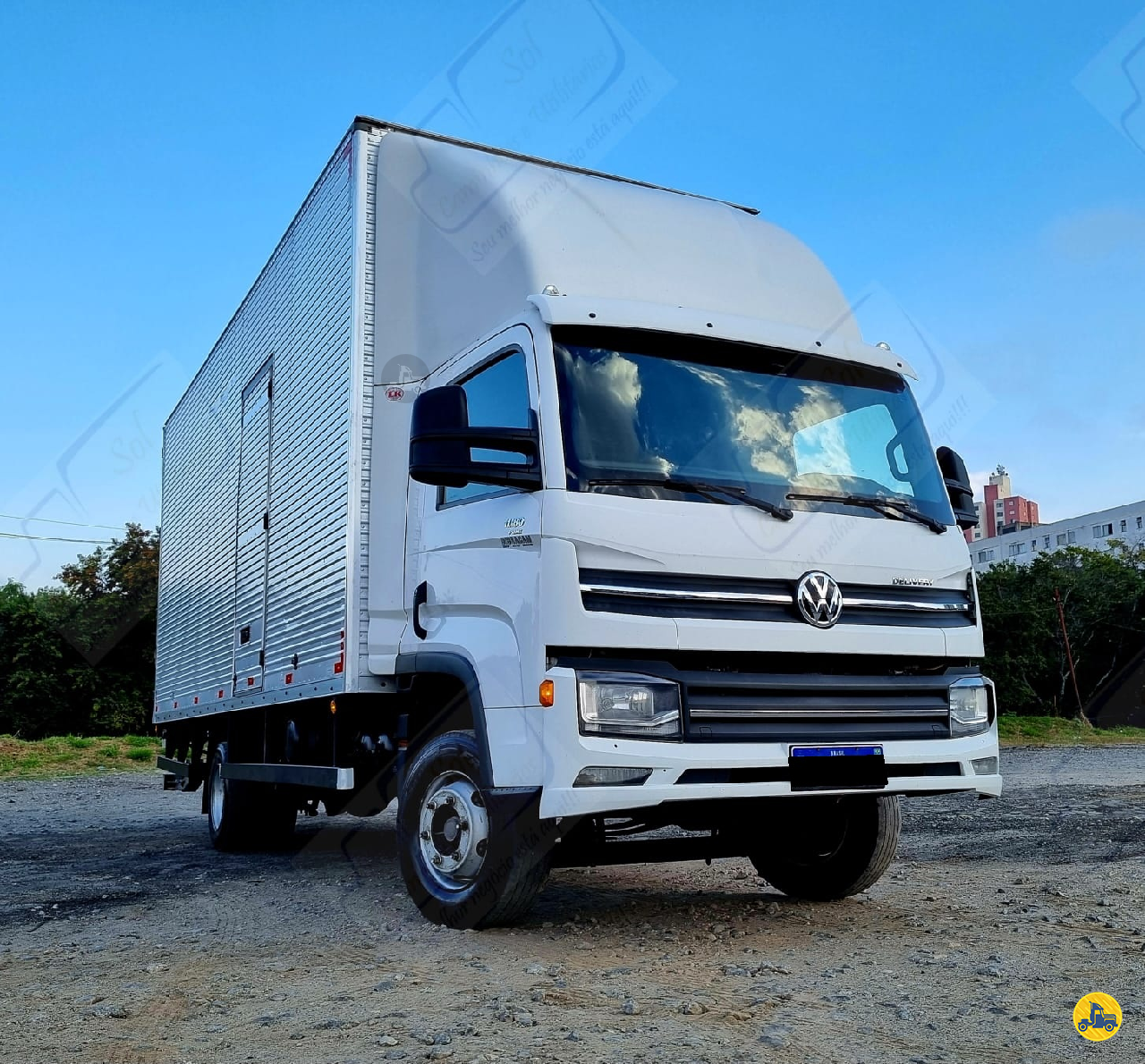 CAMINHAO VOLKSWAGEN VW 11180 Baú Furgão 3/4 4x2 Sol Caminhões e Utilitários SAO PAULO SÃO PAULO SP