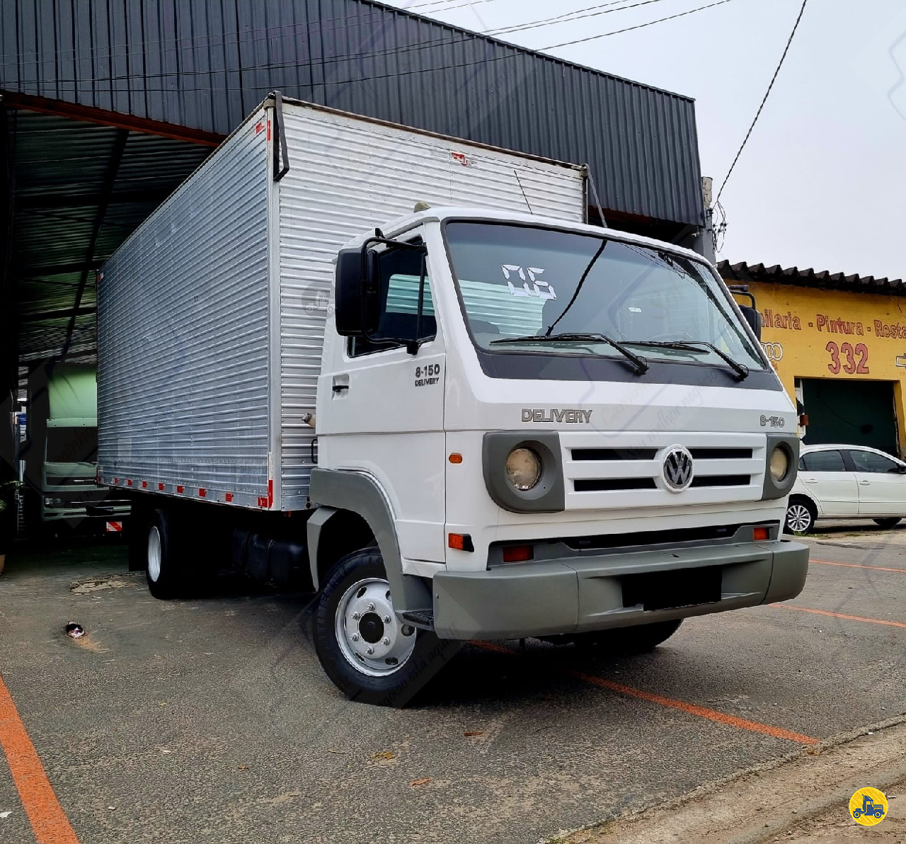 CAMINHAO VOLKSWAGEN VW 8150 Baú Furgão 3/4 4x2 Sol Caminhões e Utilitários SAO PAULO SÃO PAULO SP