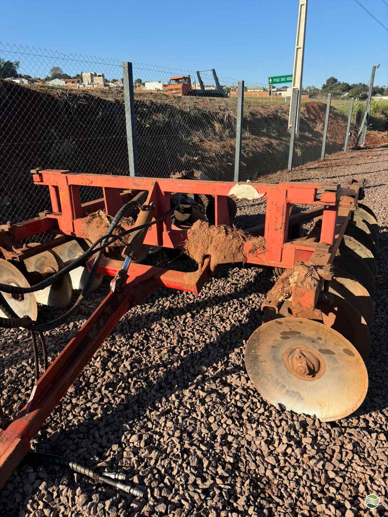 IMPLEMENTOS AGRICOLAS TERRACEADOR 18 DISCOS Toledo Tratores PR TOLEDO PARANÁ PR