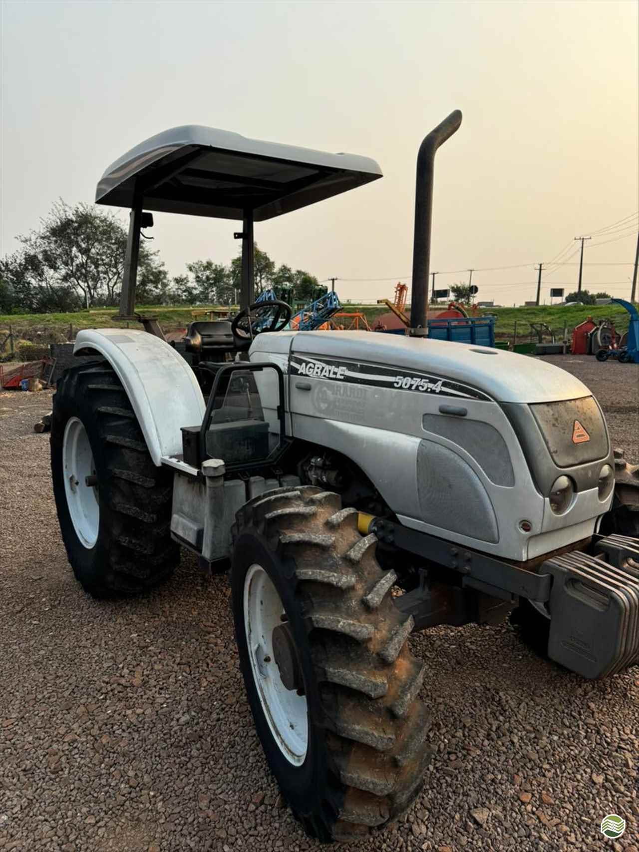 AGRALE 5075 de Toledo Tratores PR