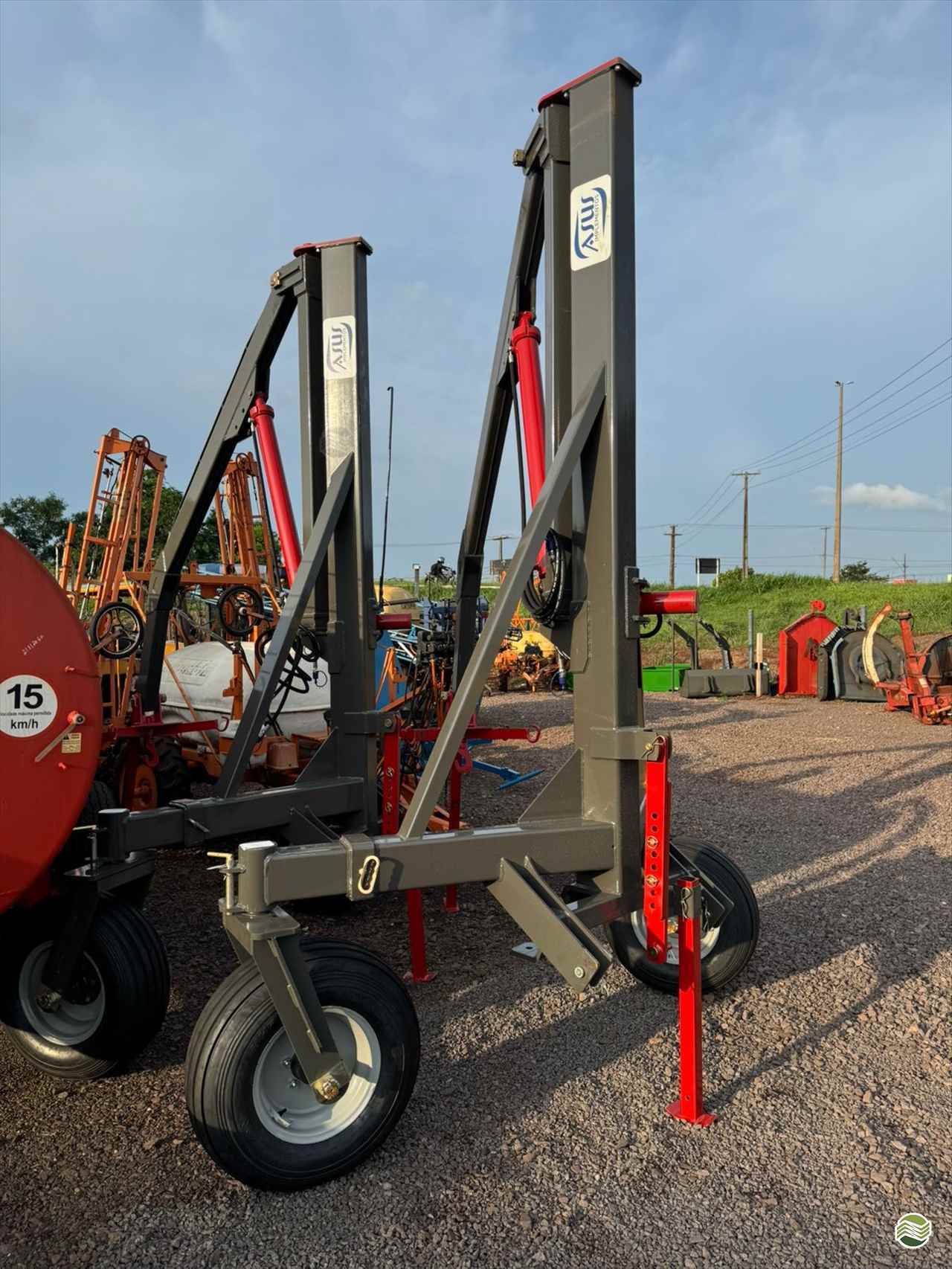 IMPLEMENTOS AGRICOLAS GUINCHO BIG BAG GUINCHO 2200 Kg Toledo Tratores PR TOLEDO PARANÁ PR