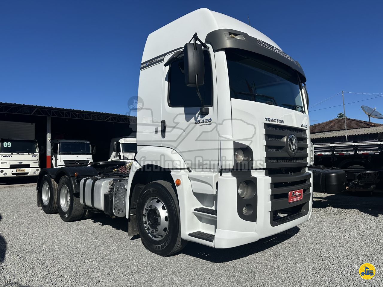 CAMINHAO VOLKSWAGEN VW 25420 Cavalo Mecânico Cavalo 6x2 JC Veículos e Caminhões SANTO AMARO DA IMPERATRIZ SANTA CATARINA SC
