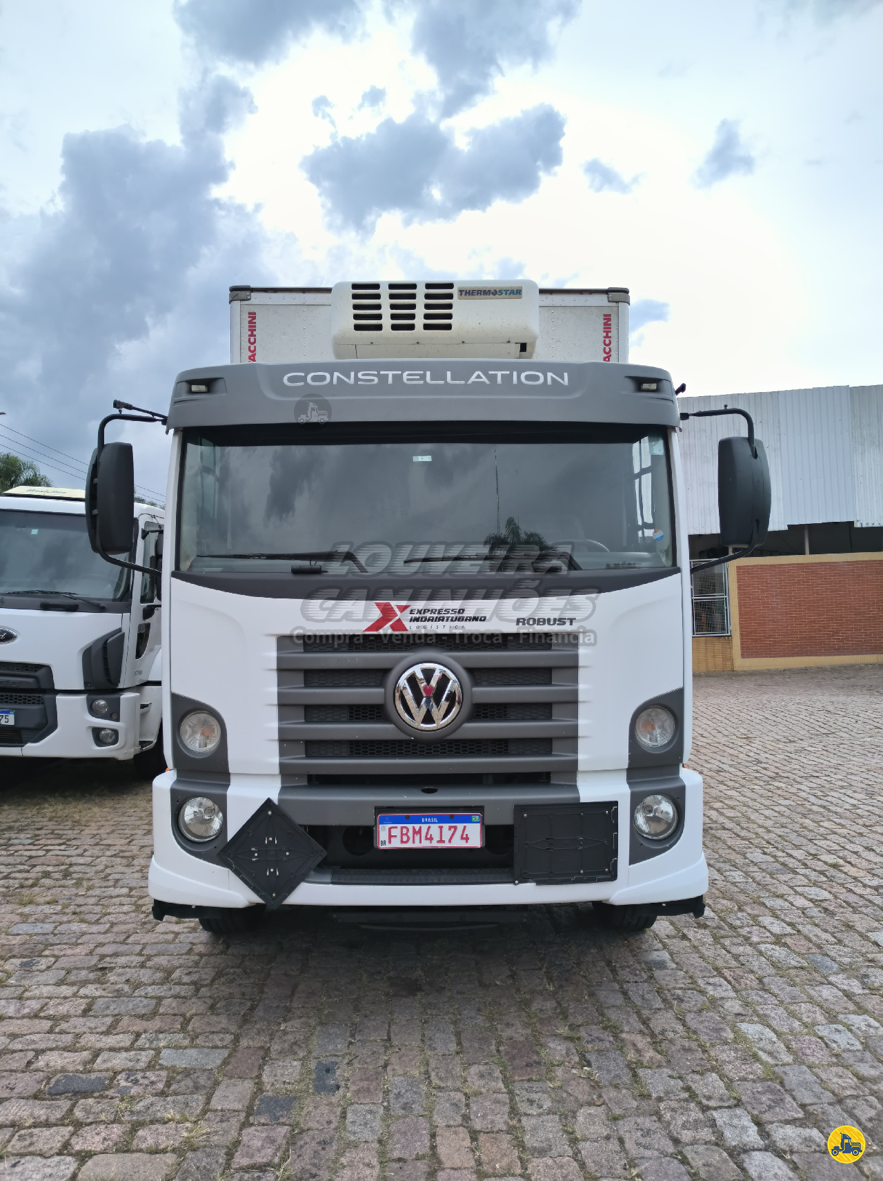 CAMINHAO VOLKSWAGEN VW 24260 Baú Frigorífico Truck 6x2 Louveira Caminhões LOUVEIRA SÃO PAULO SP