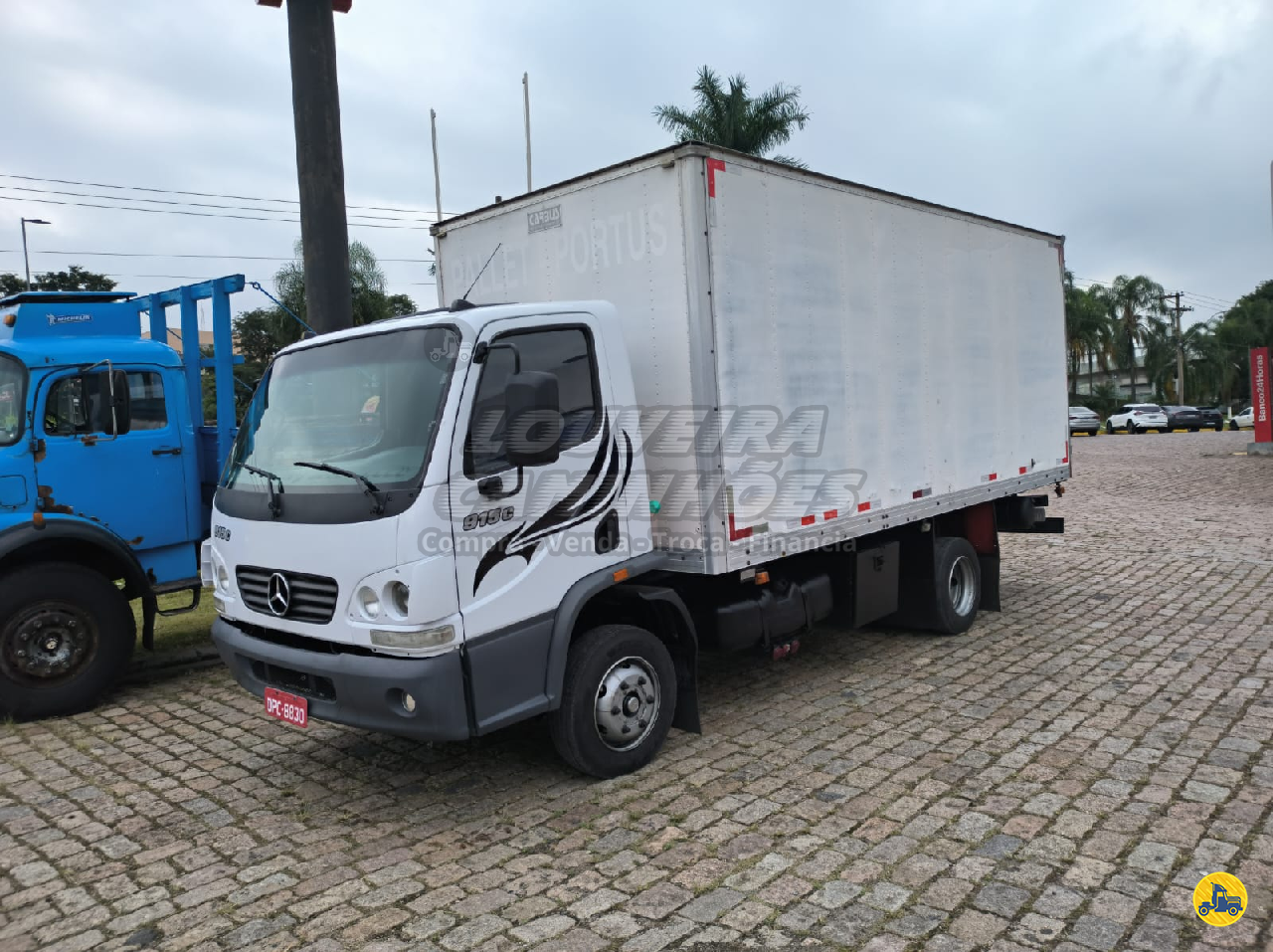CAMINHAO MERCEDES-BENZ MB 915 Carga Seca 3/4 4x2 Louveira Caminhões LOUVEIRA SÃO PAULO SP
