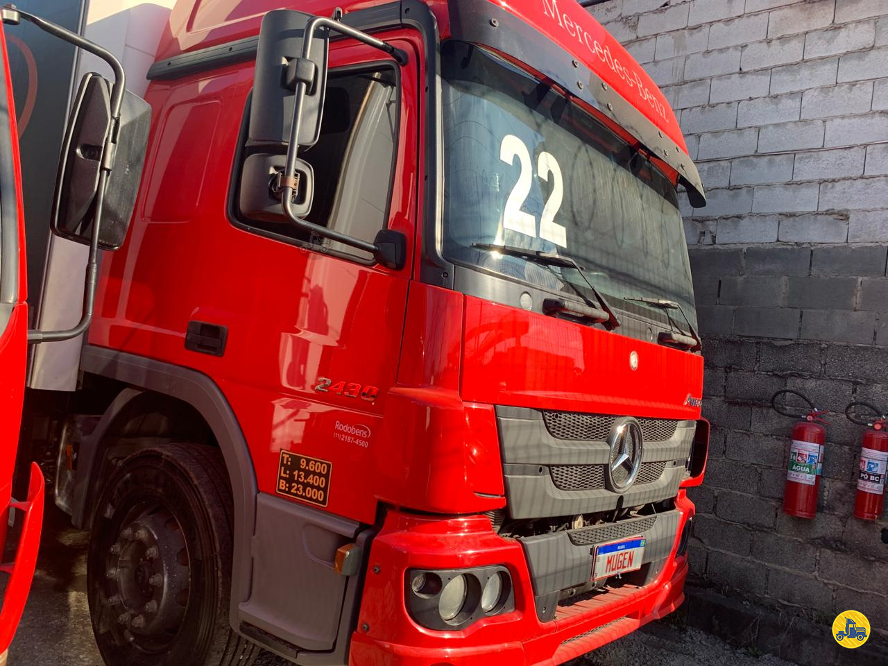 CAMINHAO MERCEDES-BENZ MB 2430 Baú Sider Truck 6x2 Mugen Caminhões GUARULHOS SÃO PAULO SP