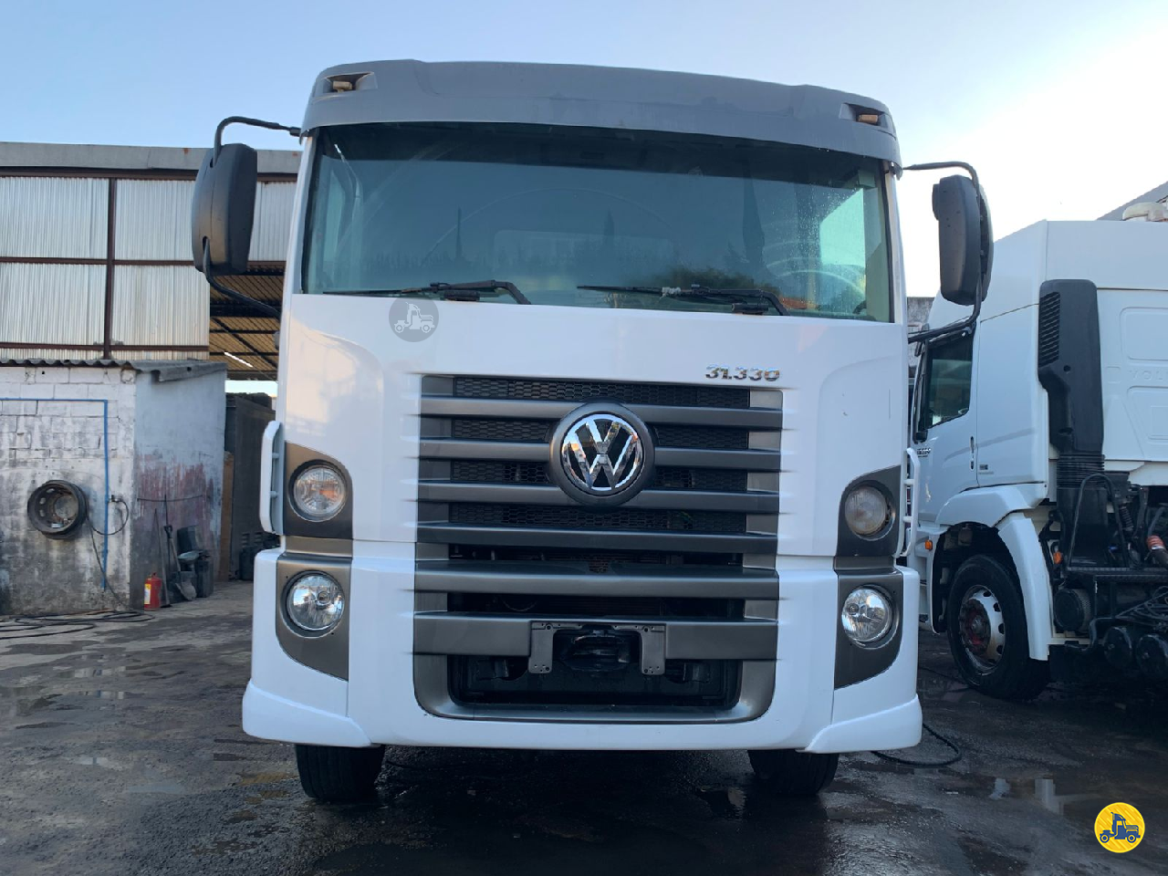 CAMINHAO VOLKSWAGEN VW 31330 Caçamba Basculante Truck 6x4 Mugen Caminhões GUARULHOS SÃO PAULO SP