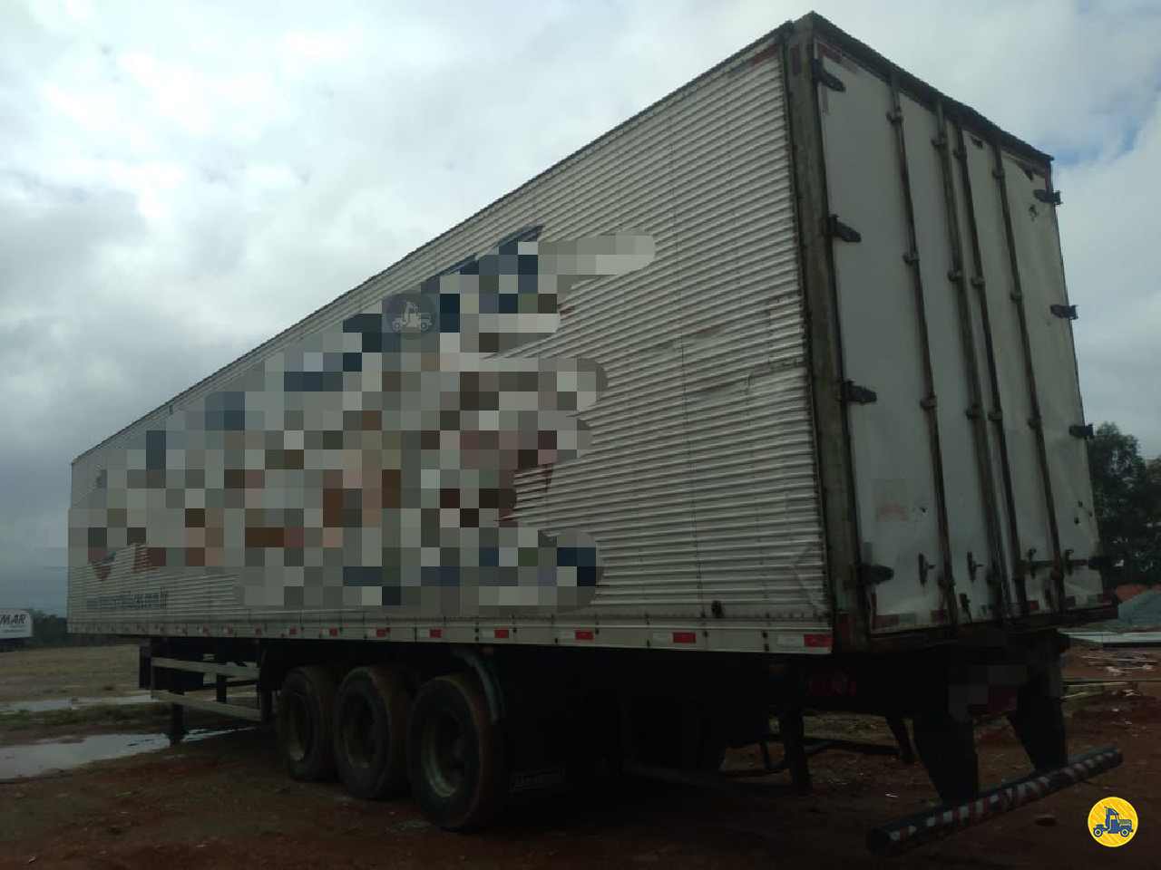 CARRETA SEMI-REBOQUE BAU FURGÃO Mugen Caminhões GUARULHOS SÃO PAULO SP
