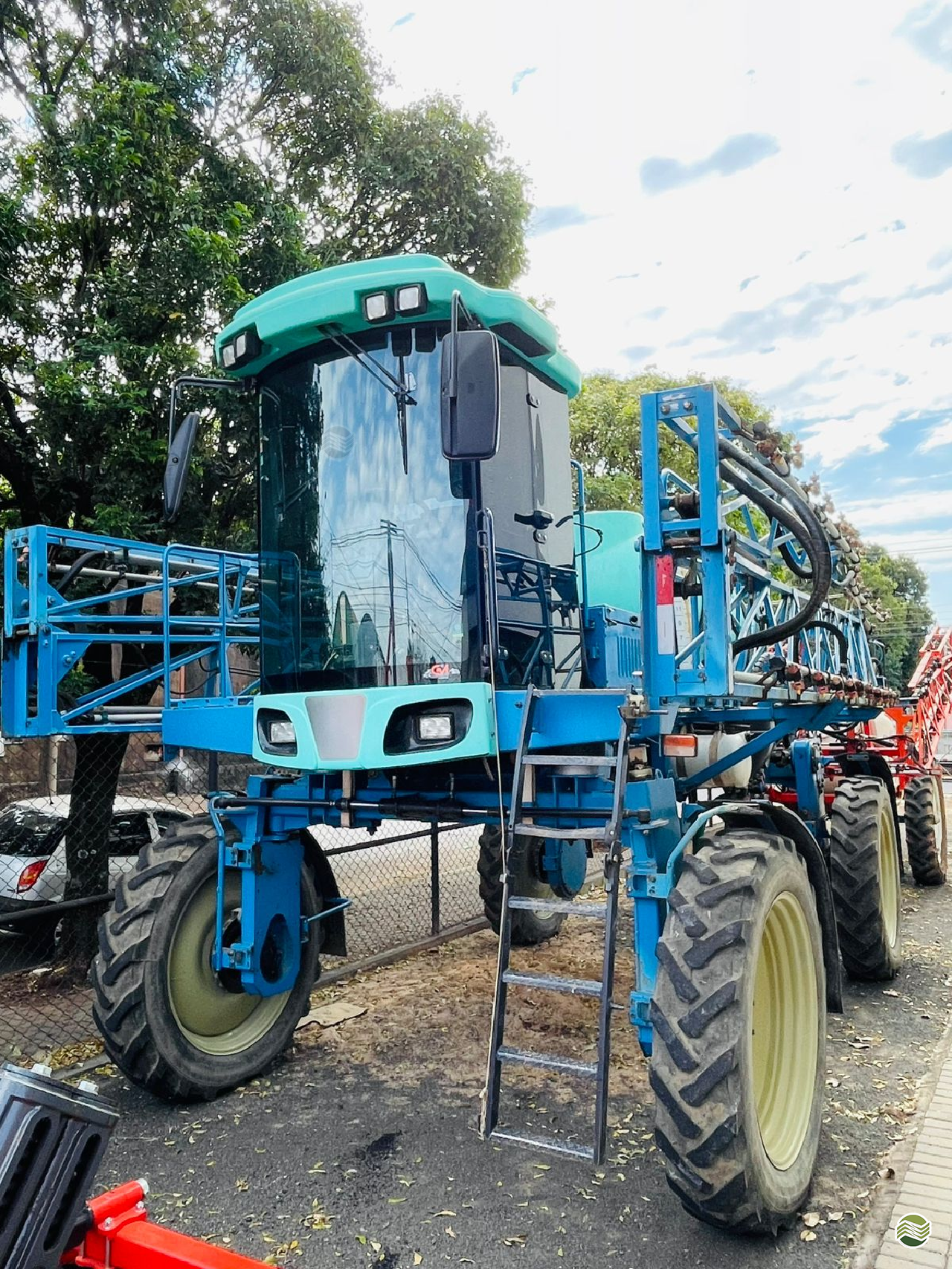 PULVERIZADOR MONTANA BOXER 2000 Tração 4x2 Agricola Bavaria ROLANDIA PARANÁ PR