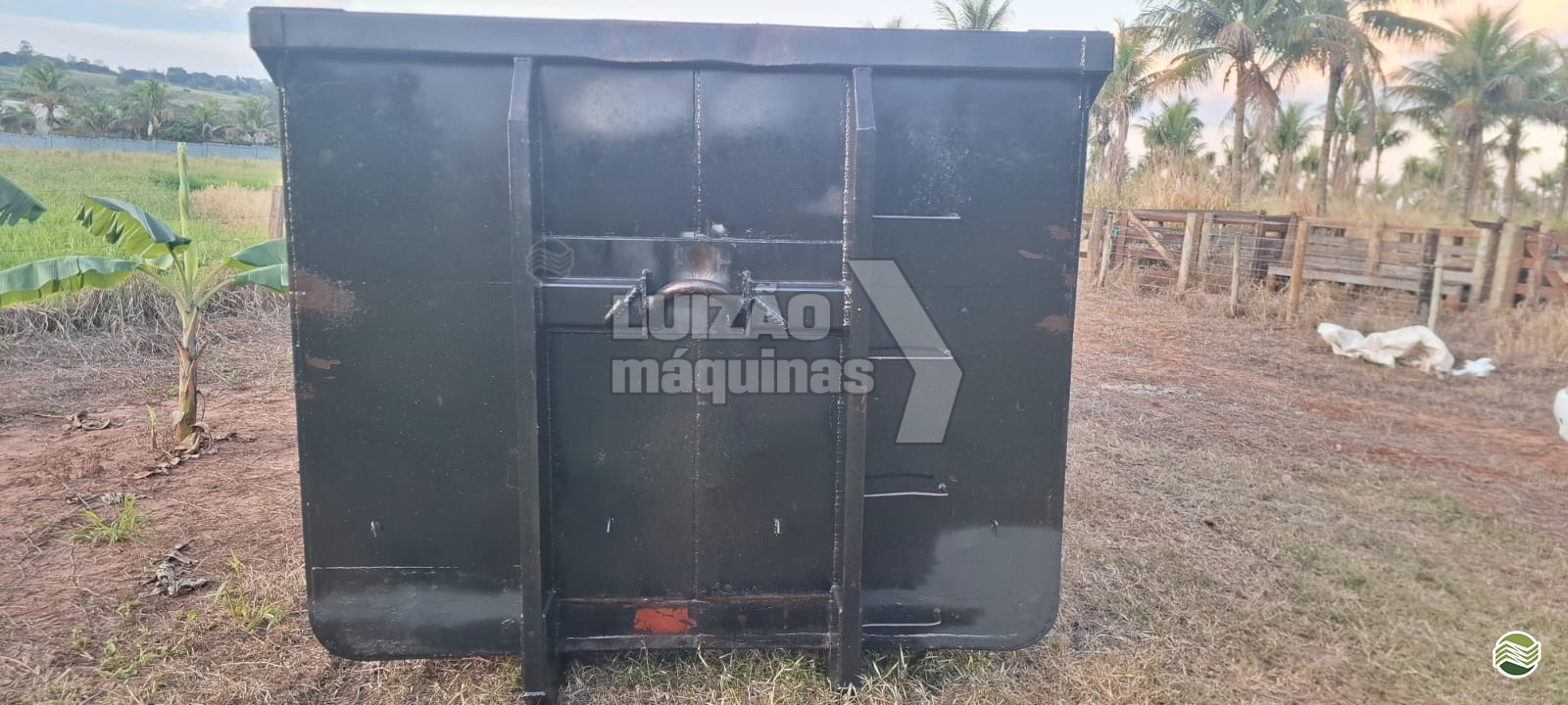 IMPLEMENTOS AGRICOLAS CARRETA AGRÍCOLA CARRETA TRANSBORDO ROLL ON Luizão Máquinas Agrícolas UMUARAMA PARANÁ PR