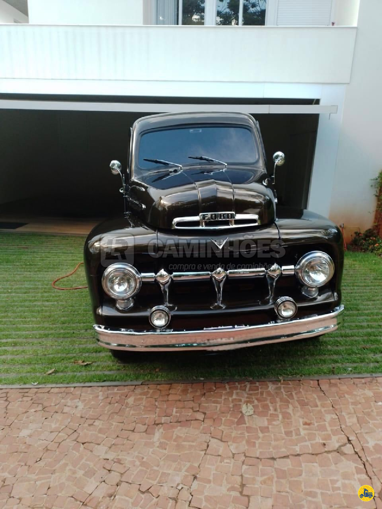 F-100 CS de LR Caminhões
