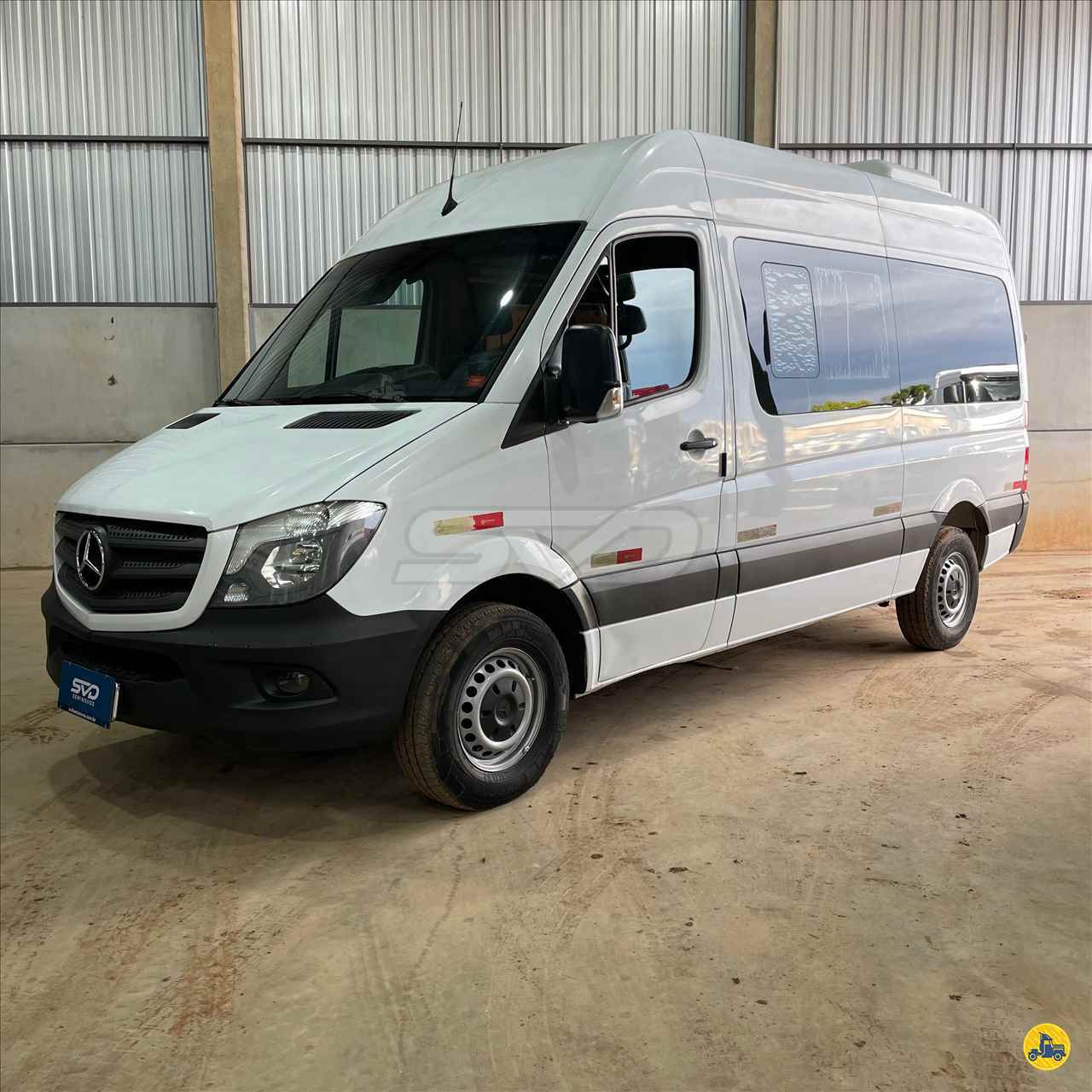 VANS MERCEDES-BENZ Sprinter VAN 415 SVD Seminovos CURITIBA PARANÁ PR