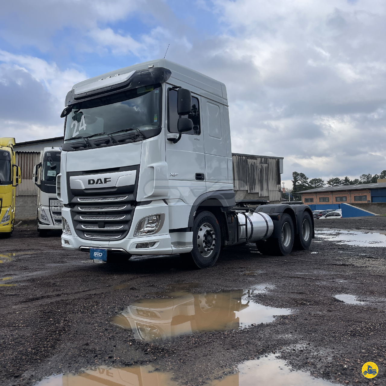 CAMINHAO DAF DAF XF FTT 530 Cavalo Mecânico Cavalo 6x4 SVD Seminovos CURITIBA PARANÁ PR