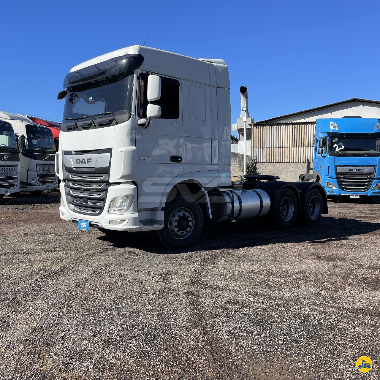 CAMINHAO DAF DAF XF FTT 530 Cavalo Mecânico Cavalo 6x4 SVD Seminovos CURITIBA PARANÁ PR