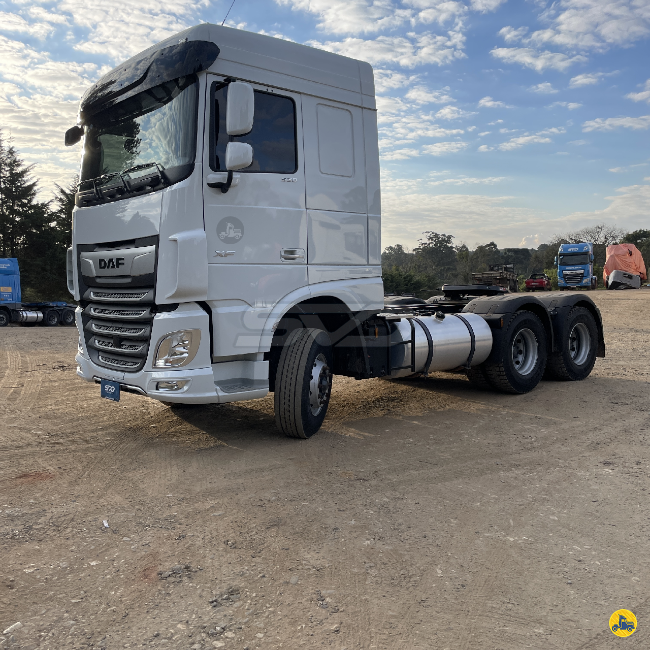 CAMINHAO DAF DAF XF FTT 530 Cavalo Mecânico Cavalo 6x4 SVD Seminovos CURITIBA PARANÁ PR