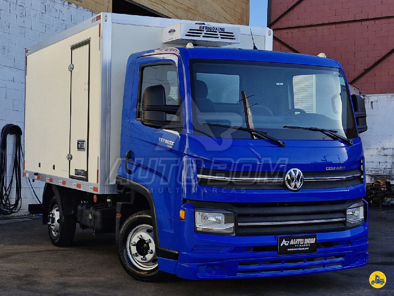 CAMINHAO VOLKSWAGEN DELIVERY EXPRESS Baú Frigorífico 3/4 4x2 Autobom Multimarcas CONTAGEM MINAS GERAIS MG