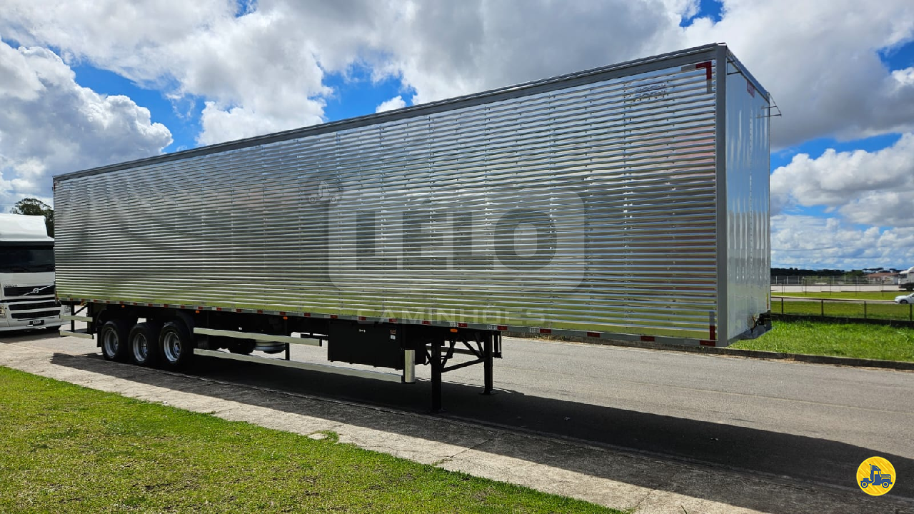 CARRETA SEMI-REBOQUE BAU FURGÃO Lelo Caminhões CURITIBA PARANÁ PR
