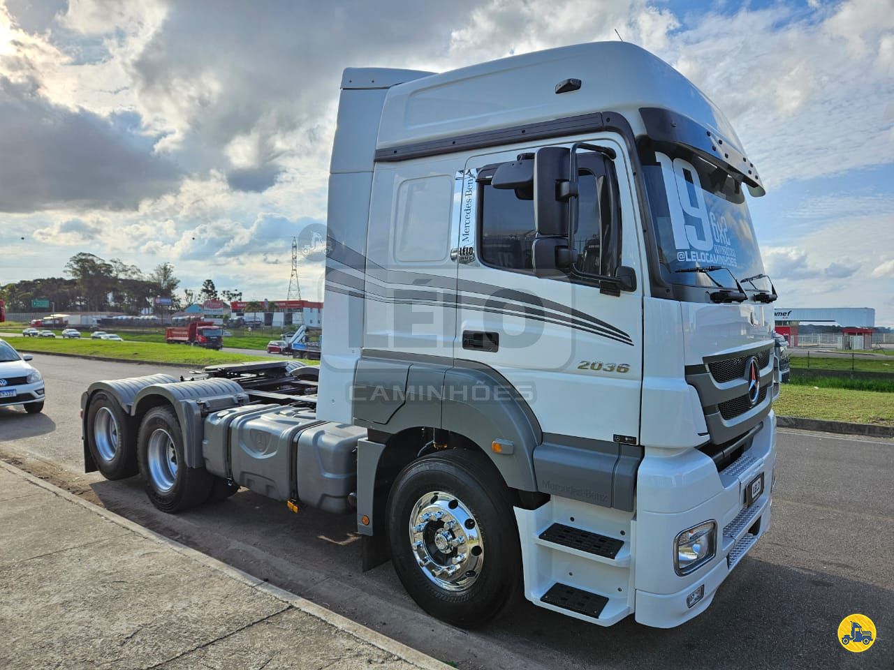 CAMINHAO MERCEDES-BENZ MB 2036 Cavalo Mecânico Cavalo 6x2 Lelo Caminhões CURITIBA PARANÁ PR