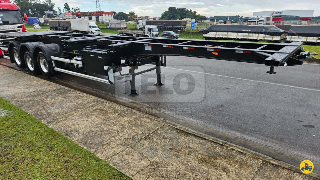 CARRETA SEMI-REBOQUE PORTA-CONTAINER Lelo Caminhões CURITIBA PARANÁ PR