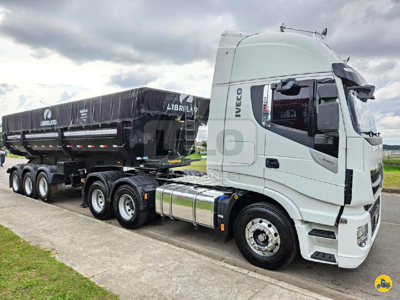 CAMINHAO IVECO STRALIS 440 Cavalo Mecânico Cavalo 6x2 Lelo Caminhões CURITIBA PARANÁ PR