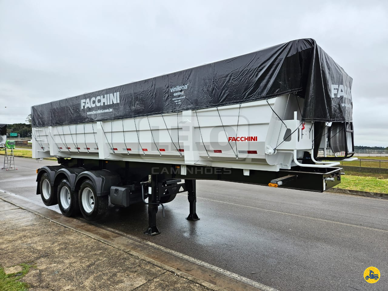 CARRETA SEMI-REBOQUE BASCULANTE Lelo Caminhões CURITIBA PARANÁ PR