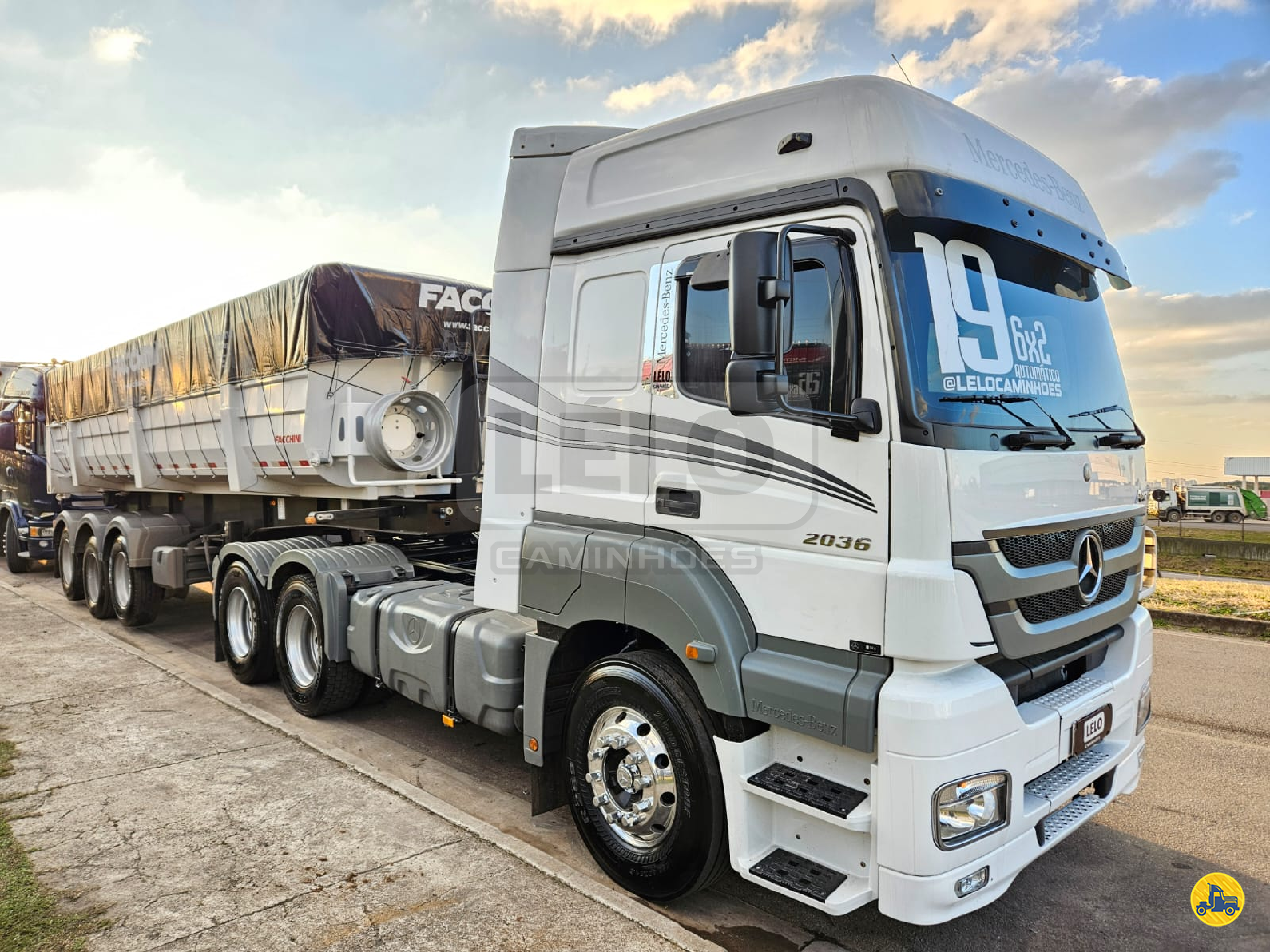 CAMINHAO MERCEDES-BENZ MB 2036 Cavalo Mecânico Cavalo 6x2 Lelo Caminhões CURITIBA PARANÁ PR