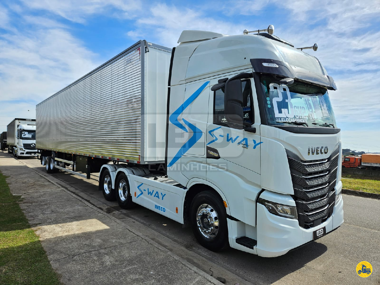 CAMINHAO IVECO S-WAY 480 Cavalo Mecânico Cavalo 6x2 Lelo Caminhões CURITIBA PARANÁ PR