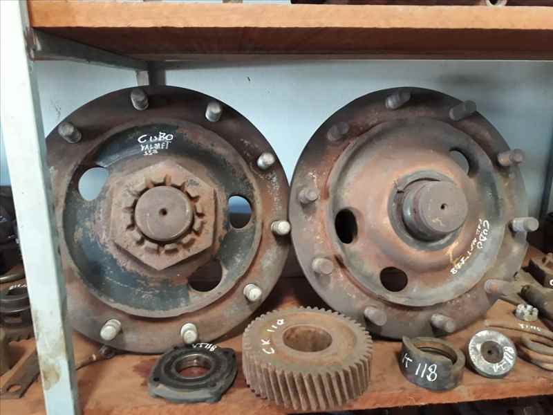 Cubo da roda traseira do Valmet 118/128/148