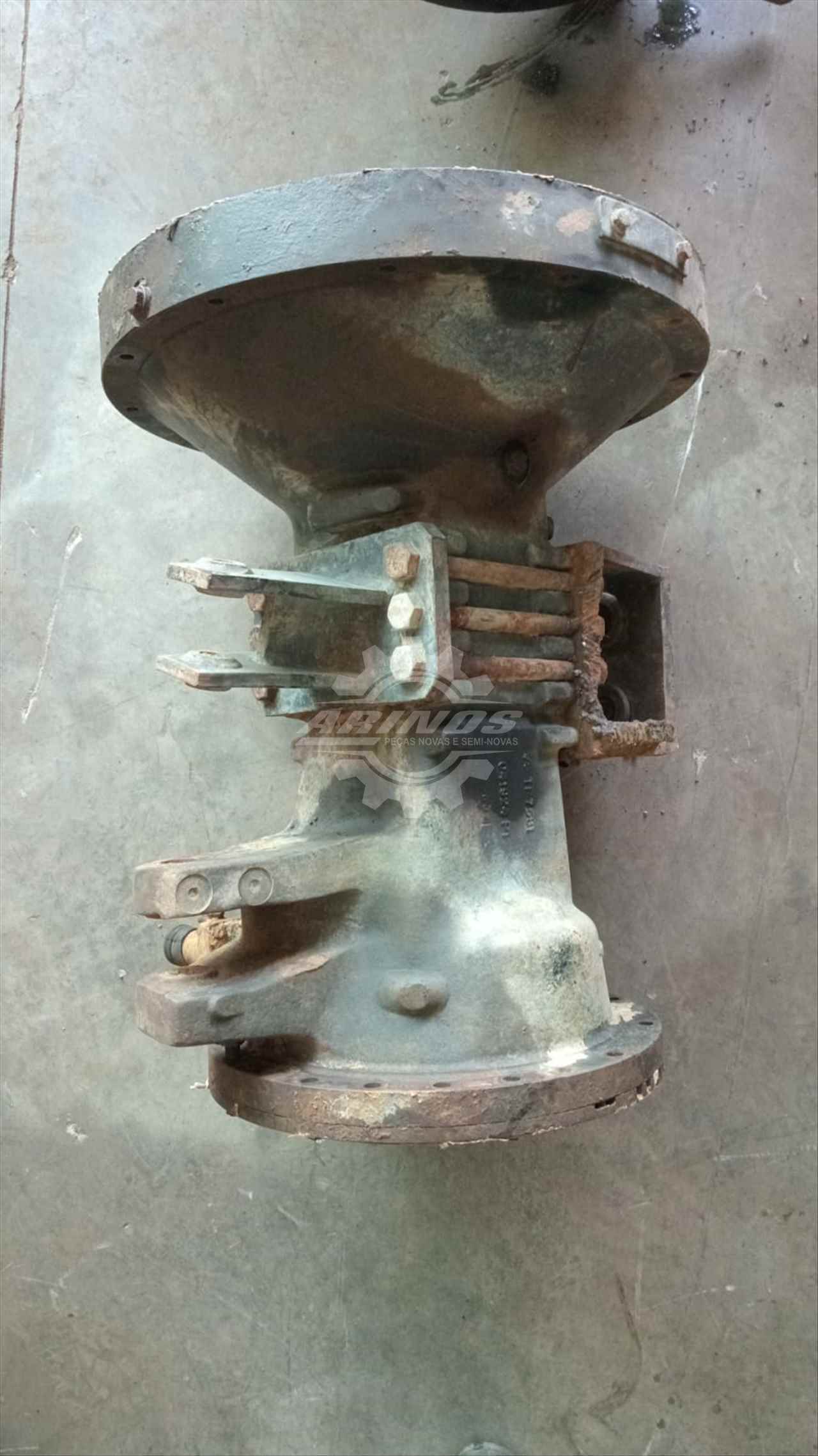 Carcaças Eixo Traseiro (Cornetas)  MF 650/660/680