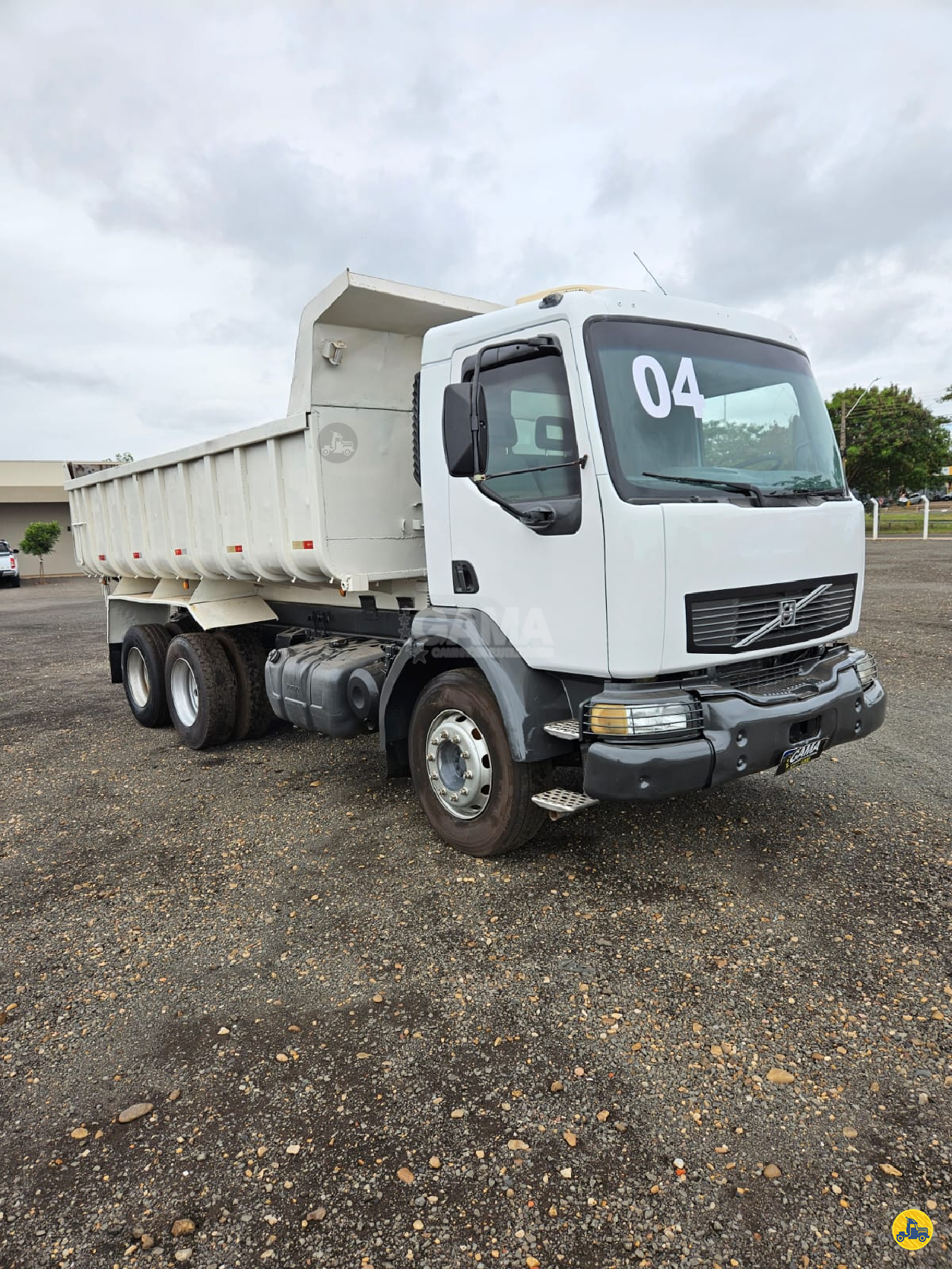 CAMINHAO VOLVO VOLVO VM23 240 Caçamba Basculante Truck 6x2 Gama Caminhões e Utilitários CATANDUVA SÃO PAULO SP