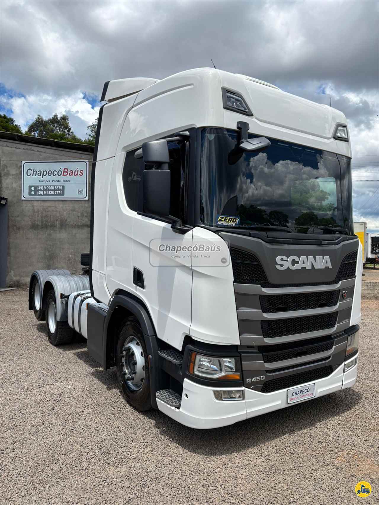 SCANIA R450 de Chapecó Baús