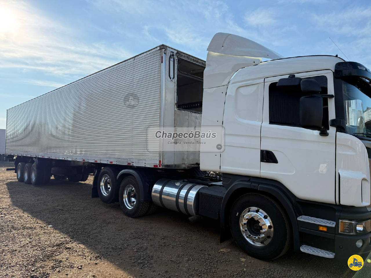 CARRETA SEMI-REBOQUE FRIGORIFICO Chapecó Baús CHAPECO SANTA CATARINA SC
