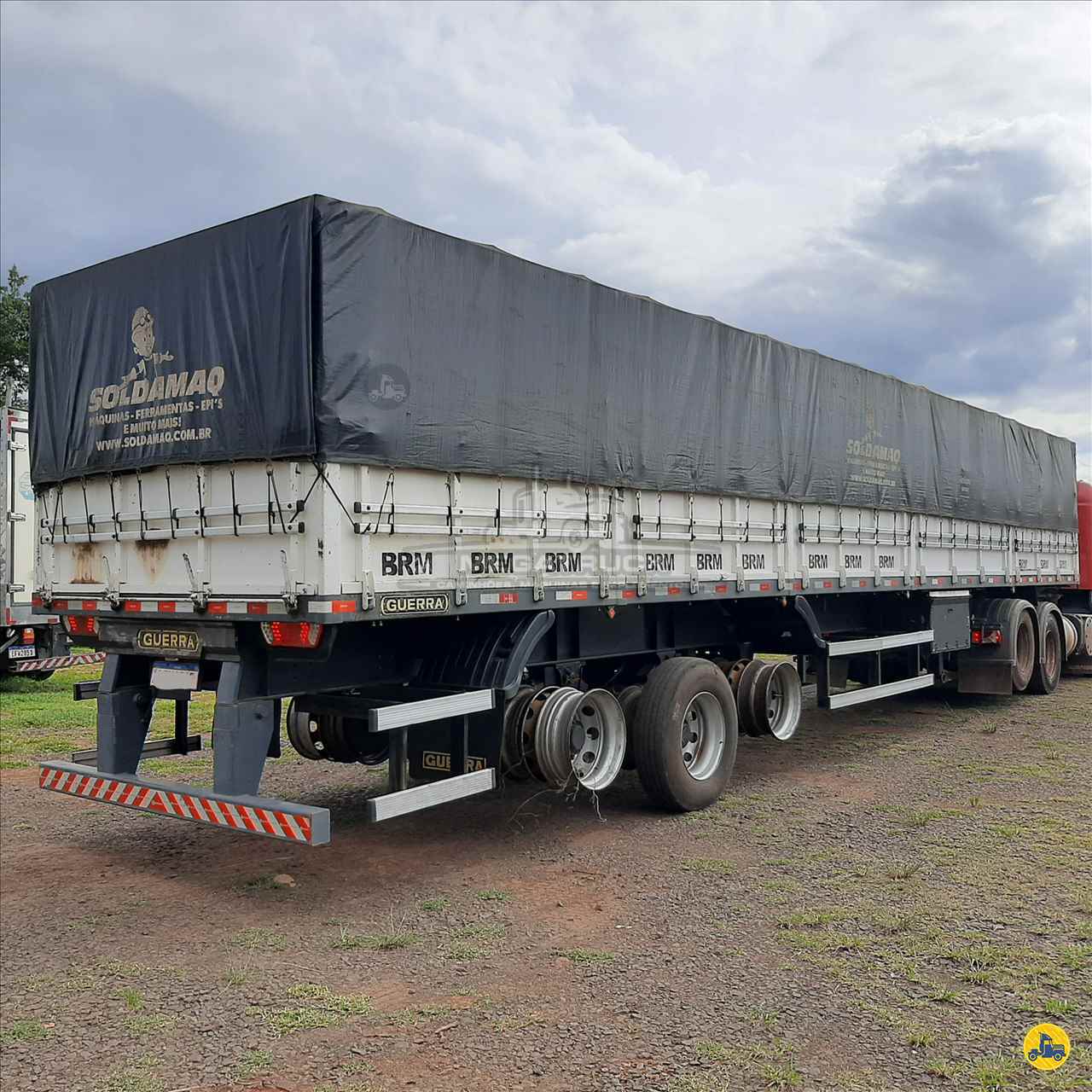 GRANELEIRO de Megatruck Caminhões e Máquinas