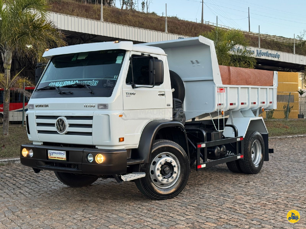 CAMINHAO VOLKSWAGEN VW 17190 Caçamba Basculante Toco 4x2 Maurinho Caminhões JOAO MONLEVADE MINAS GERAIS MG