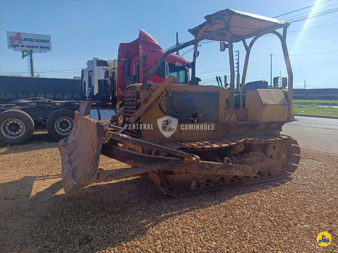 TRATOR ESTEIRA KOMATSU D30 Pantanal Caminhões RONDONOPOLIS MATO GROSSO MT