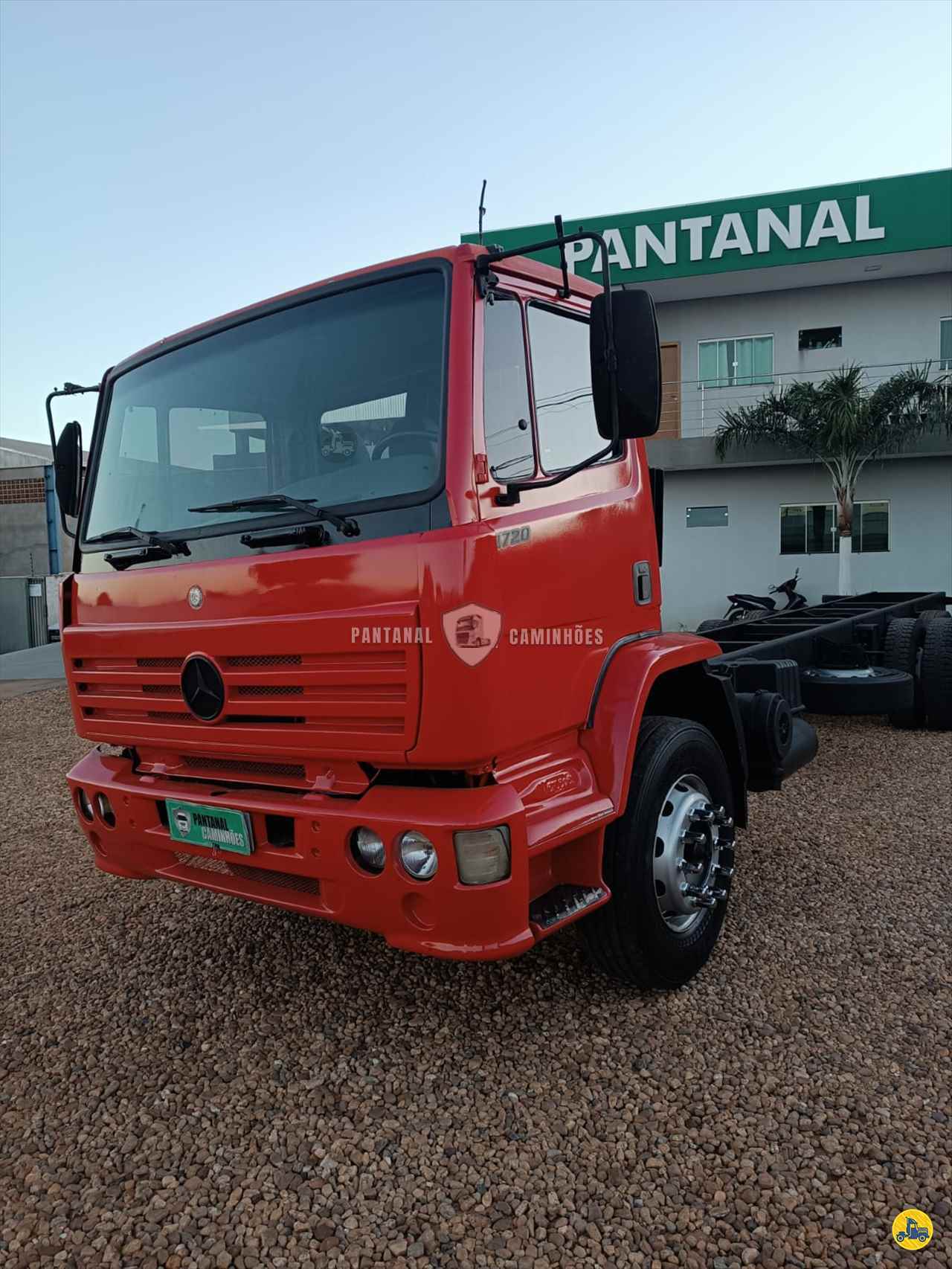 CAMINHAO MERCEDES-BENZ MB 1720 Chassis Truck 6x4 Pantanal Caminhões RONDONOPOLIS MATO GROSSO MT