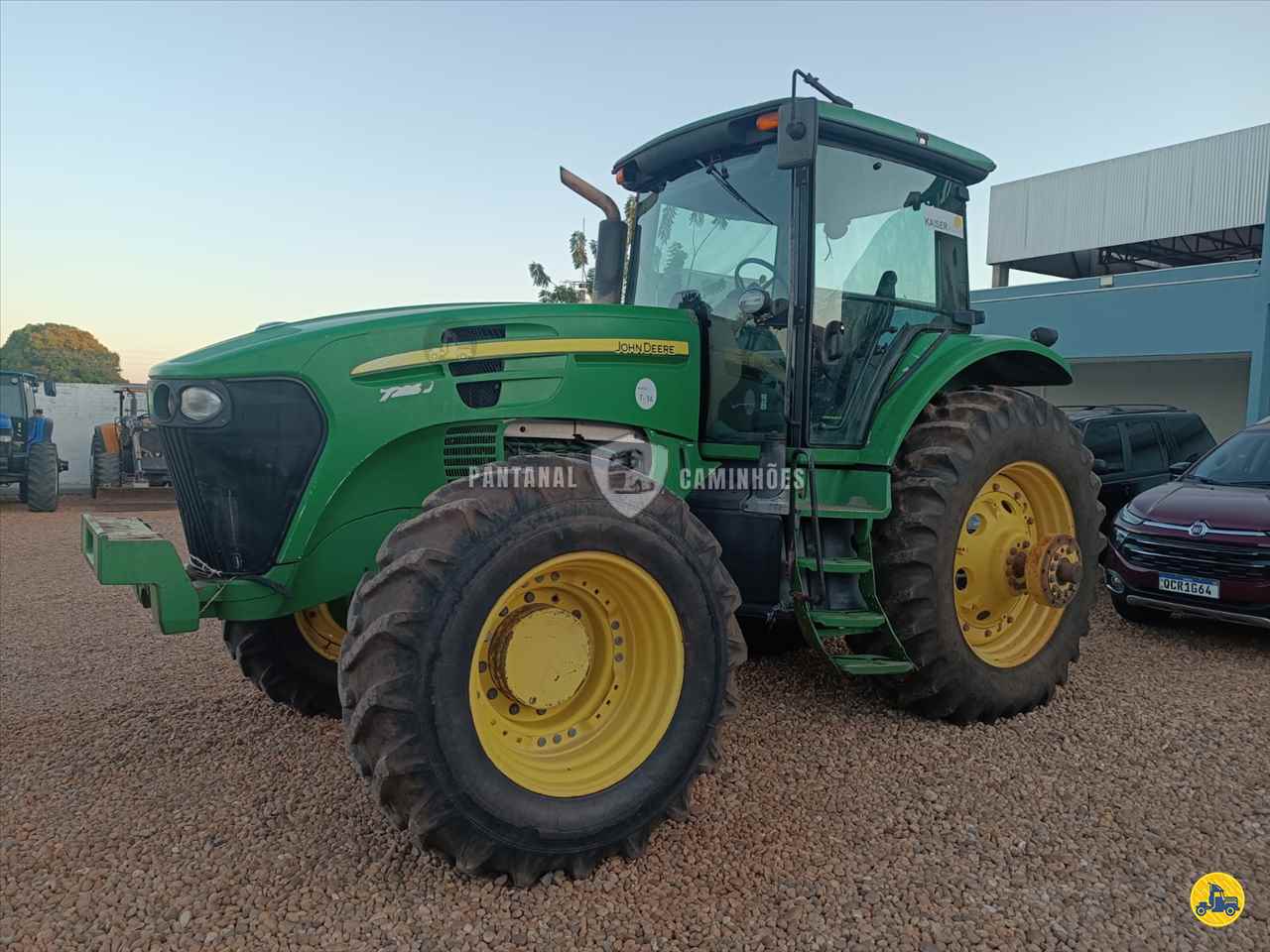 JOHN DEERE 7225J de Pantanal Caminhões