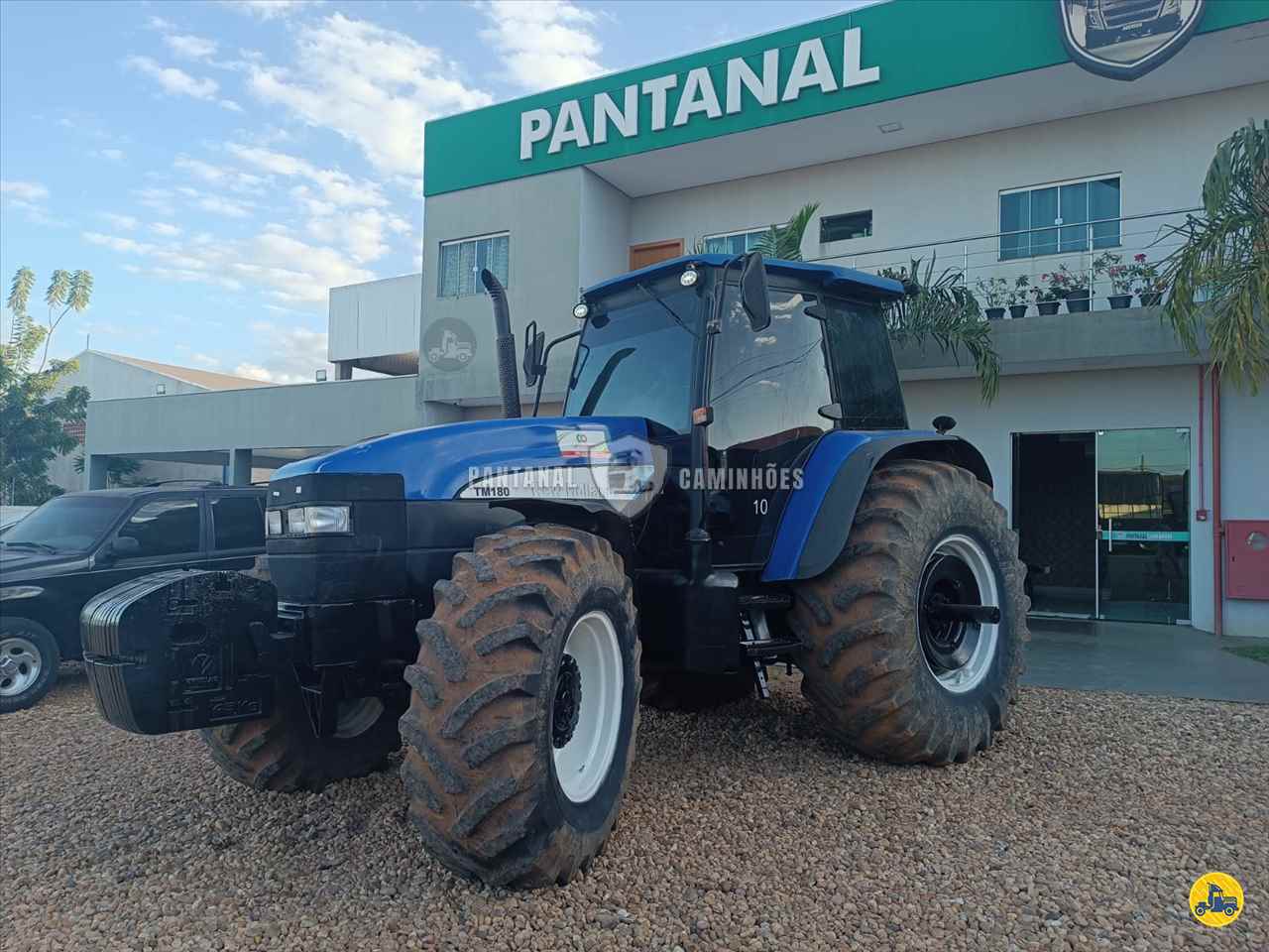 TRATOR NEW HOLLAND NEW TM 180 Tração 4x4 Pantanal Caminhões RONDONOPOLIS MATO GROSSO MT