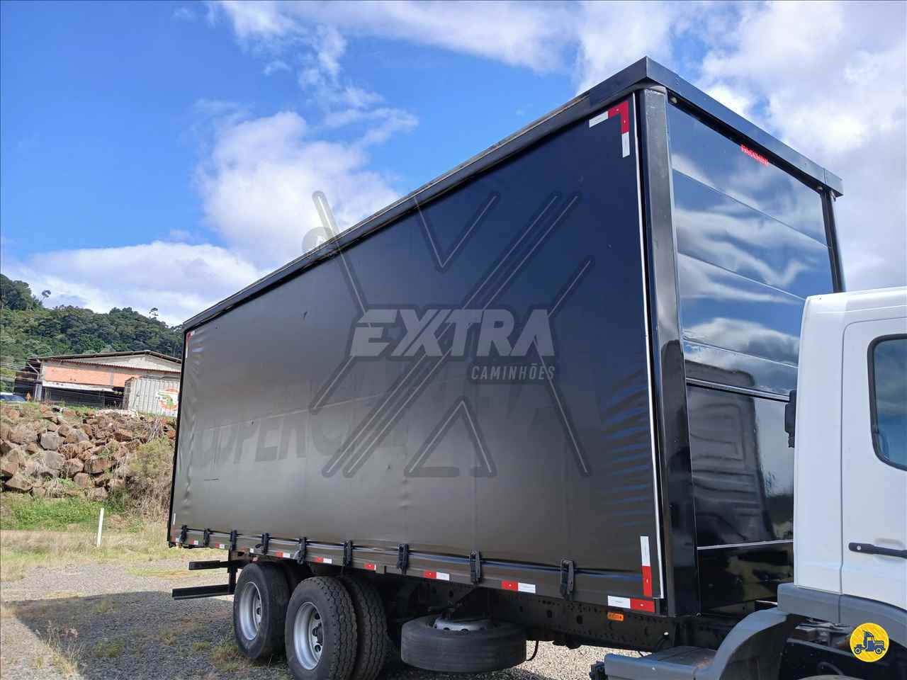 CARROCERIA SOBRE CHASSI  TRUCK BAU SIDER Extra Caminhões CONCORDIA SANTA CATARINA SC
