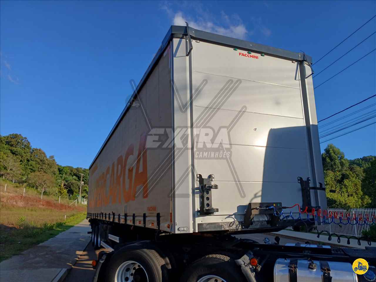CARRETA SEMI-REBOQUE BAU SIDER Reta Extra Caminhões CONCORDIA SANTA CATARINA SC