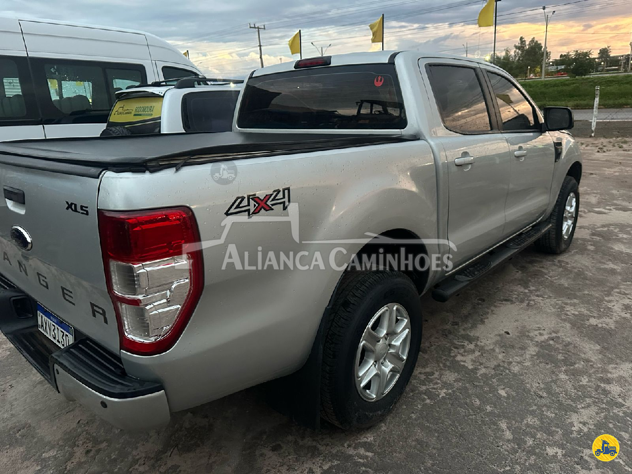 CARRO FORD Ranger XLS 2.2 CD Aliança Caminhões e Máquinas LUIS EDUARDO MAGALHAES BAHIA BA